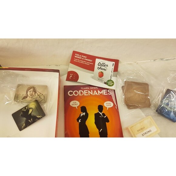 Vlaada Chvatil Codenames Top Secret Word Card Board Game Czech Games Edition - Picture 8 of 9